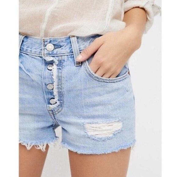 Levi Button Fly Shorts - Picture 1 of 8